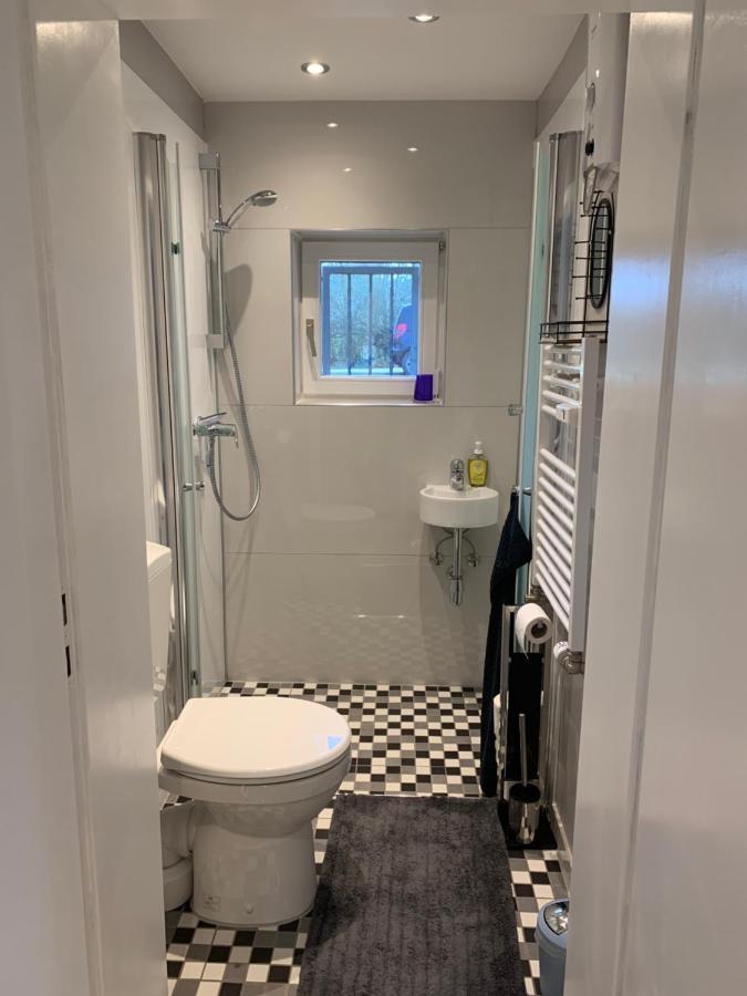 Relax - Modernes Haus Auf Großem Grundstück Im Grünen Ferienhaus *
