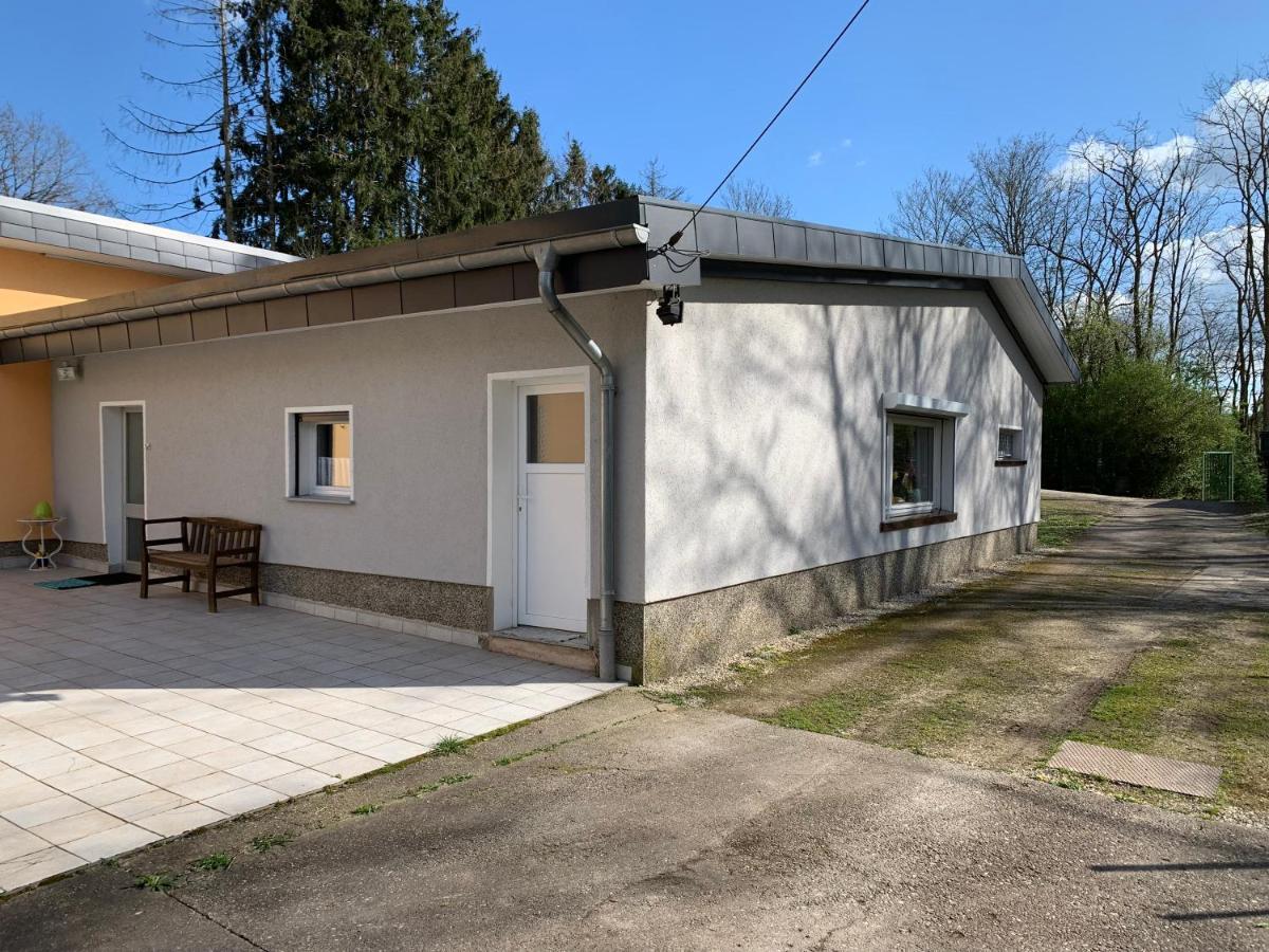 Relax - Modernes Haus Auf Großem Grundstück Im Grünen Saarbrücken